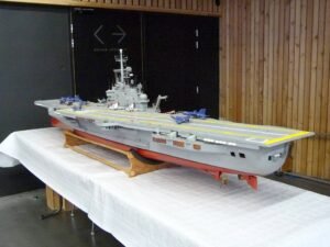 Maquettes Porte avion