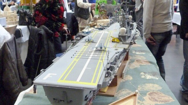 Maquette porte avion